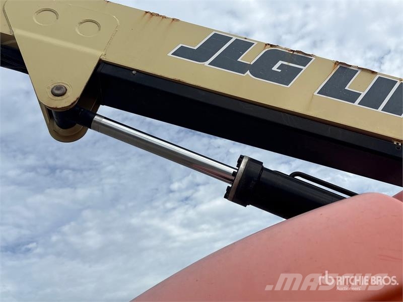 JLG 460SJ 4WD Diesel Telescopic Boom Lift - Factory Re Teleskopske podizne platforme