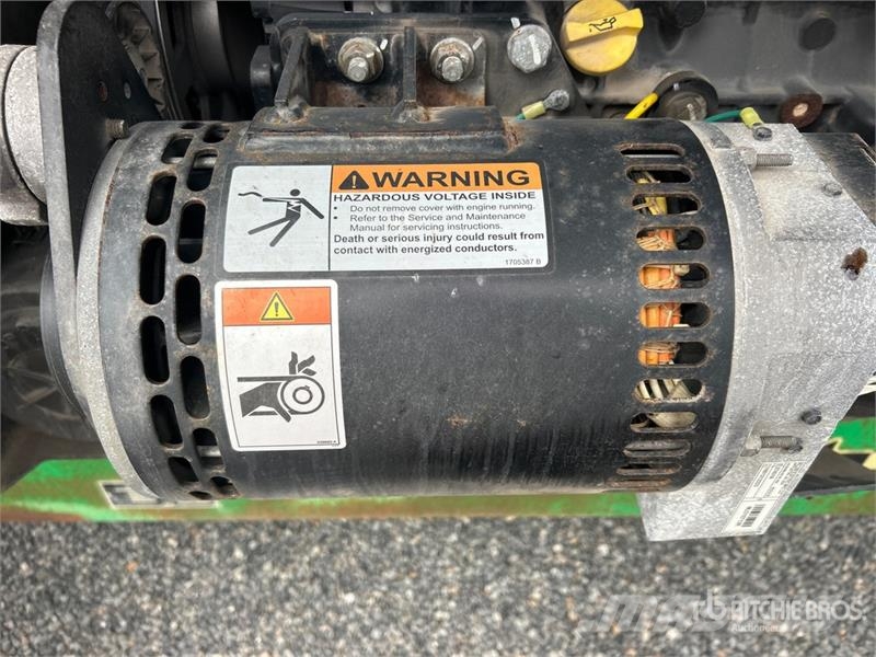 JLG 600AJ 4WD Diesel Articulating Boom Lift Kuukulkijat