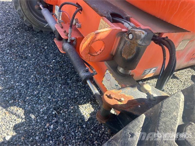 JLG 600AJ 4WD Diesel Articulating Boom Lift 관절형 전동이동 리프트