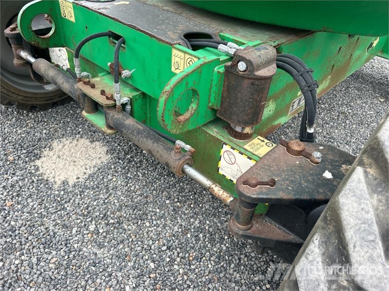JLG 600AJ 4WD Diesel Articulating Boom Lift Kuukulkijat