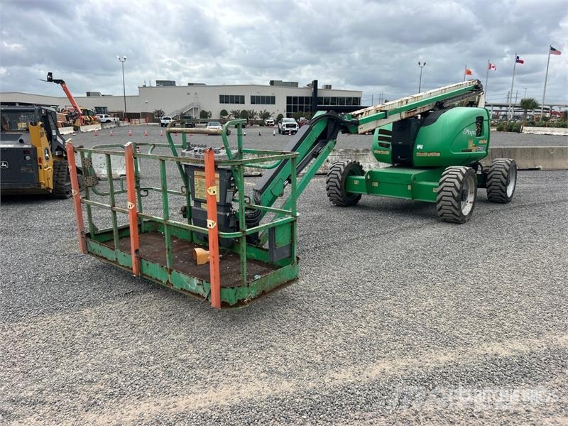 JLG 600AJ 4WD Diesel Articulating Boom Lift Kuukulkijat