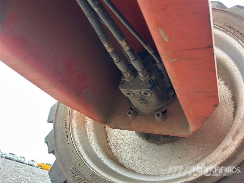 JLG 600AJ 4WD Diesel Articulating Boom Lift 관절형 전동이동 리프트
