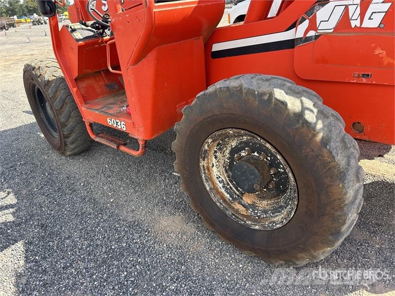 JLG 6036 Chariot télescopique