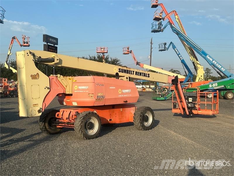 JLG 800 AJ 4WD Diesel Articulating Boom Lift Strēles pacēlāji