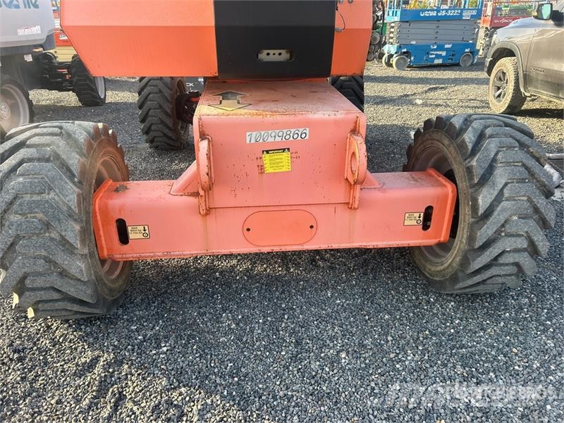 JLG 800 AJ 4WD Diesel Articulating Boom Lift Strēles pacēlāji
