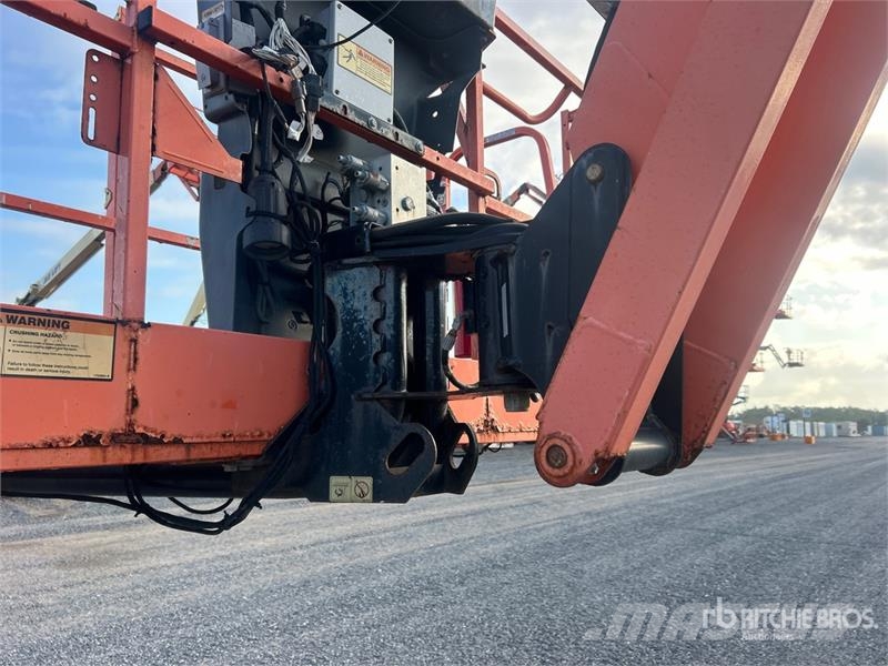 JLG 800 AJ 4WD Diesel Articulating Boom Lift Strēles pacēlāji