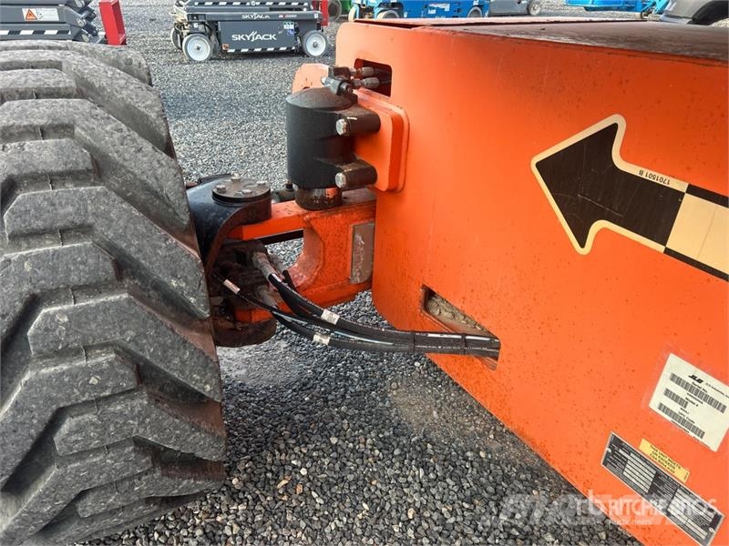 JLG 800 AJ 4WD Diesel Articulating Boom Lift Strēles pacēlāji