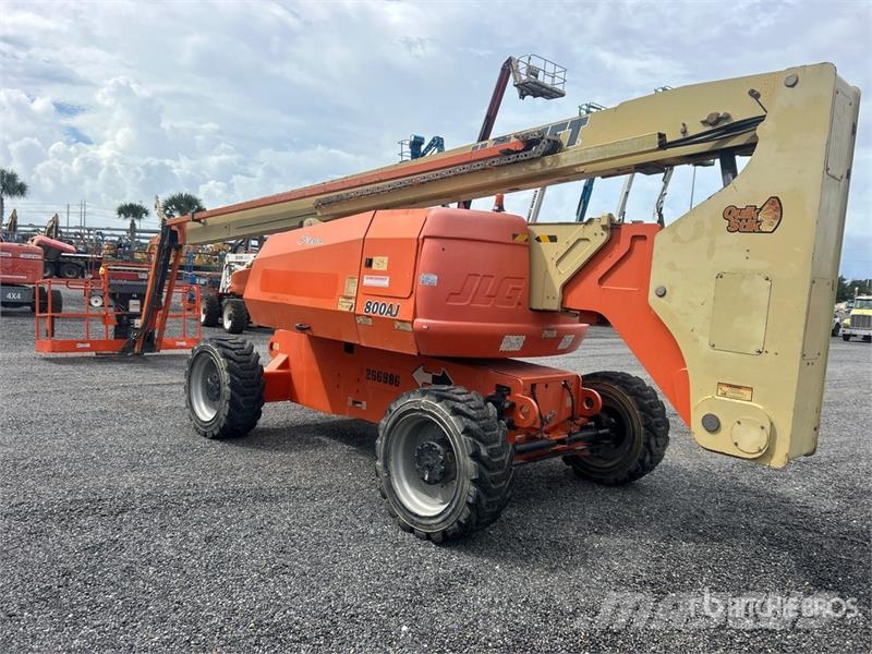 JLG 800AJ 4WD Diesel Articulating Boom Lift Articulated boom lifts