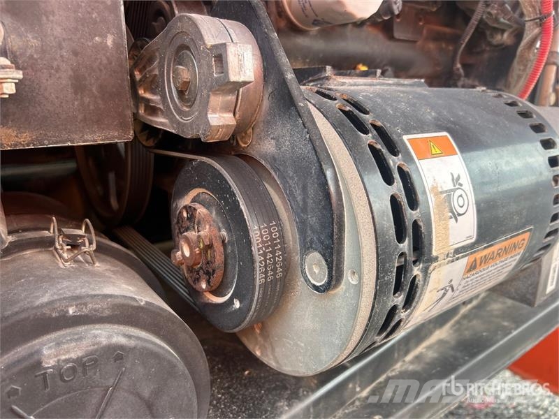 JLG 800AJ 4WD Diesel Articulating Boom Lift Articulated boom lifts