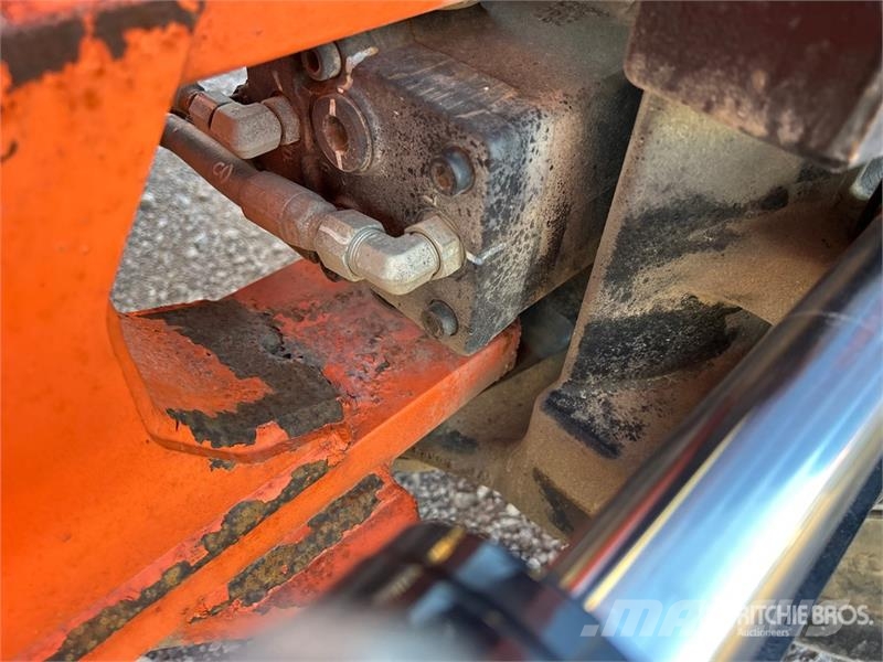 JLG 800AJ 4WD Diesel Articulating Boom Lift رافعات سلة مفصلية