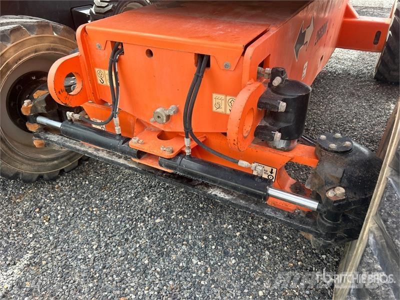 JLG 800AJ 4WD Diesel Articulating Boom Lift Articulated boom lifts