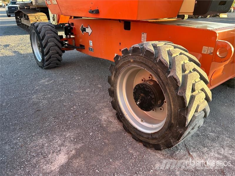 JLG 800AJ 4WD Diesel Articulating Boom Lift رافعات سلة مفصلية