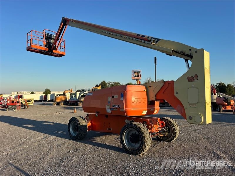 JLG 800AJ 4WD Diesel Articulating Boom Lift رافعات سلة مفصلية