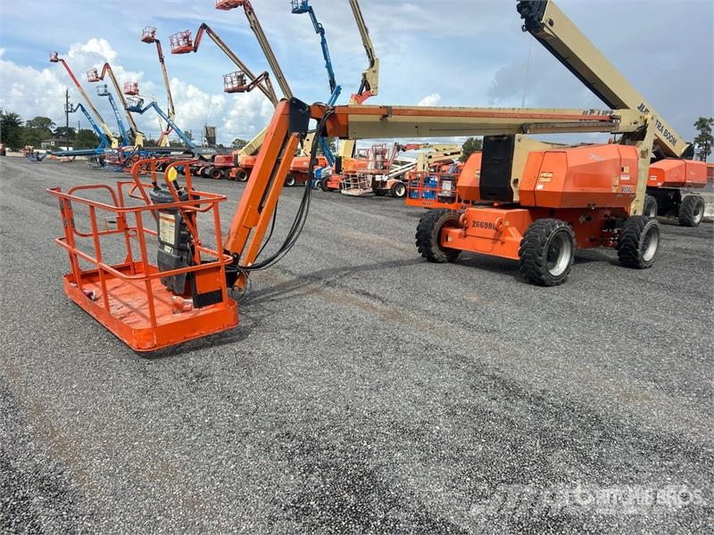 JLG 800AJ 4WD Diesel Articulating Boom Lift Articulated boom lifts
