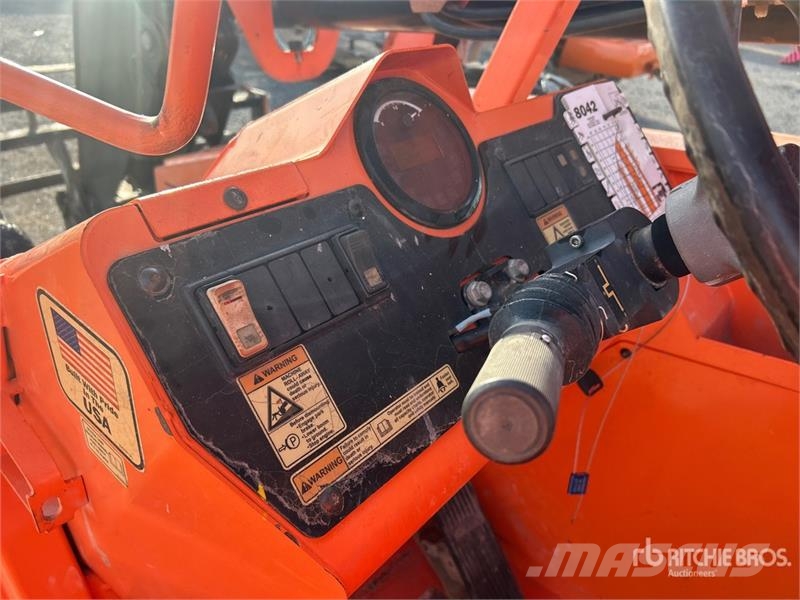 JLG 8042 Телескопические погрузчики