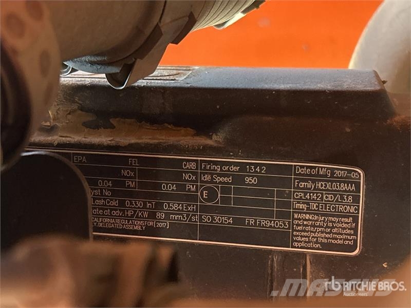 JLG 8042 Teleskopické manipulátory