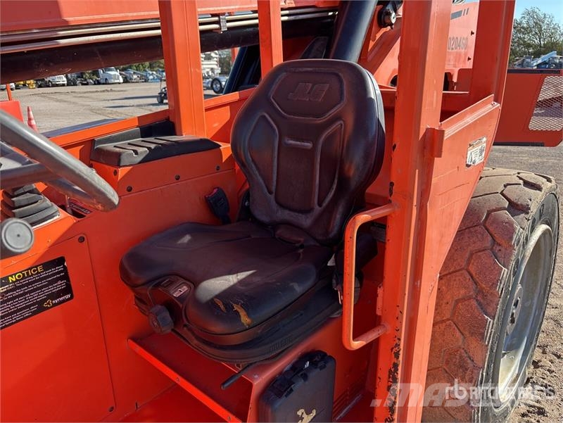 JLG 8042 텔러 핸들러