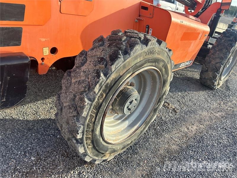 JLG 8042 Телескопические погрузчики