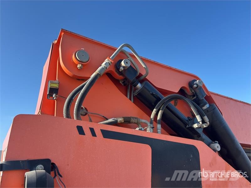 JLG 8042 Teleskopické manipulátory