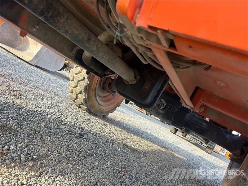 JLG 8042 Телескопические погрузчики
