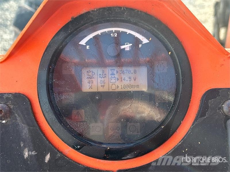 JLG 8042 Телескопические погрузчики