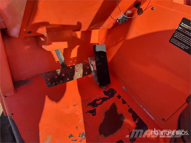 JLG 8042 텔러 핸들러