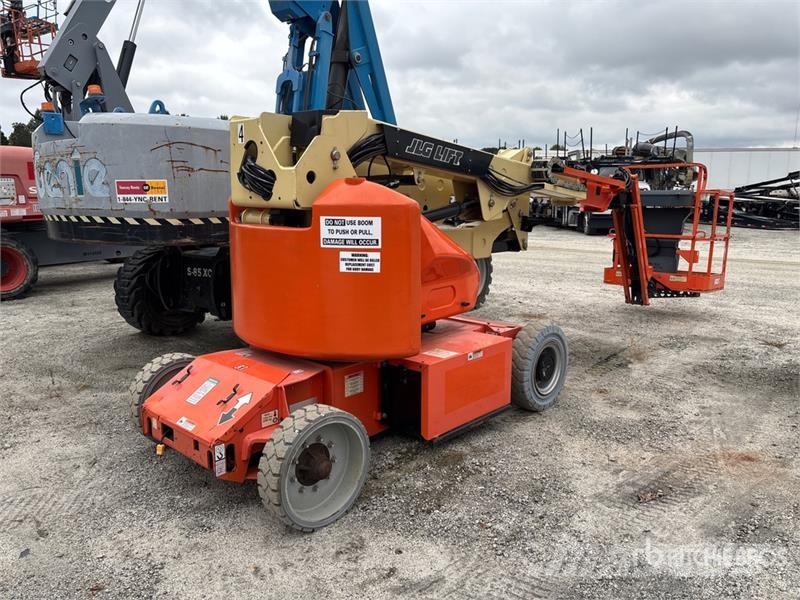 JLG E400AJP 2WD Electric Articulating Boom Lift Bomlifte med knækarm