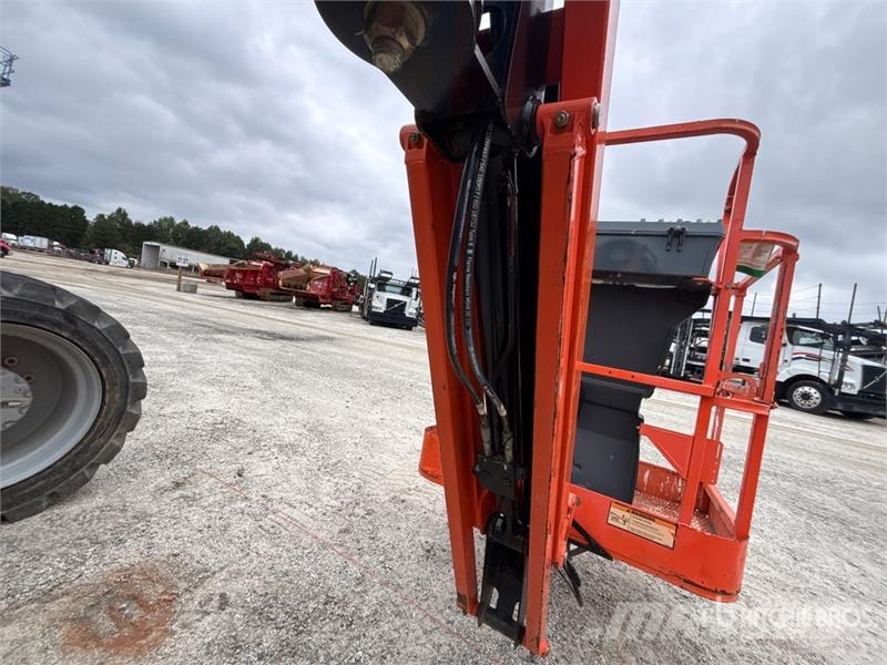 JLG E400AJP 2WD Electric Articulating Boom Lift Bomlifte med knækarm