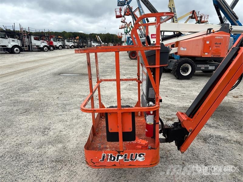 JLG E400AJP 2WD Electric Articulating Boom Lift Bomlifte med knækarm