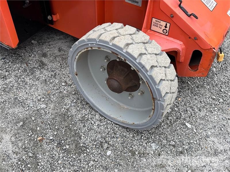 JLG E400AJP 2WD Electric Articulating Boom Lift Bomlifte med knækarm