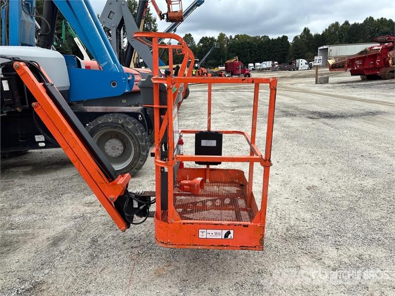 JLG E400AJP 2WD Electric Articulating Boom Lift Bomlifte med knækarm