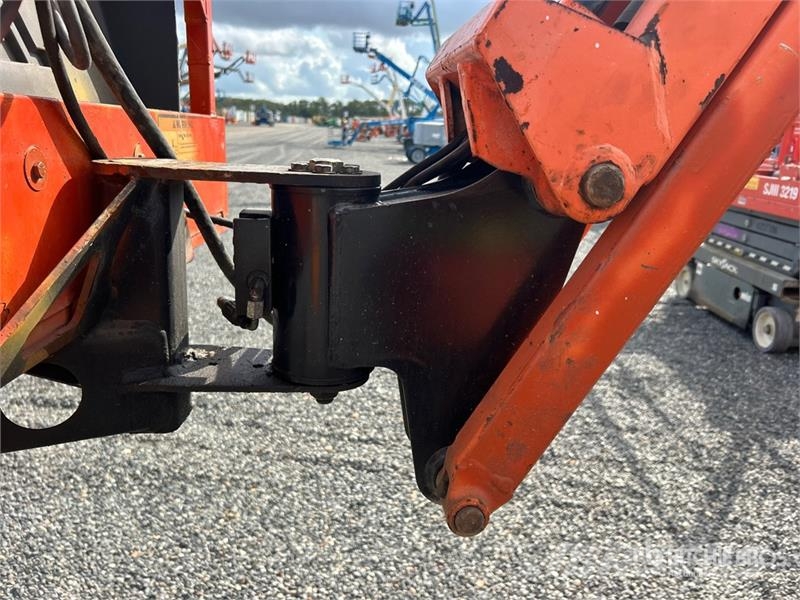 JLG E400AJPN 2WD Electric Articulating Boom Lift Zglobne dvižne ploščadi