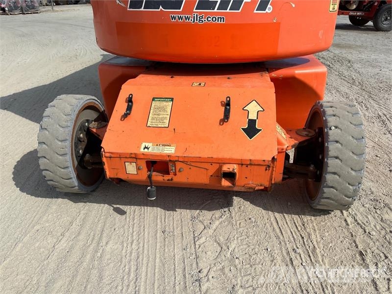 JLG E400NAJP 2WD Electric Articulating Boom Lift Plataforma de trabajo articulada