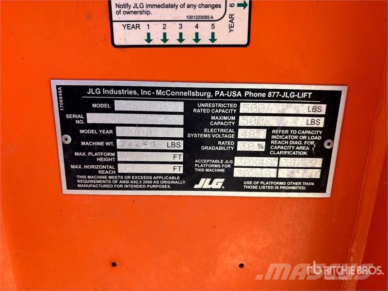 JLG E450AJ 2WD Electric Articulating Boom Lift 관절형 전동이동 리프트