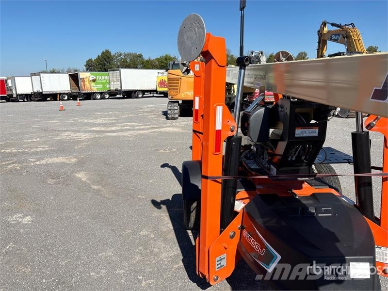 JLG ET500J Towable Lift 트레일러 탑재 고소작업대
