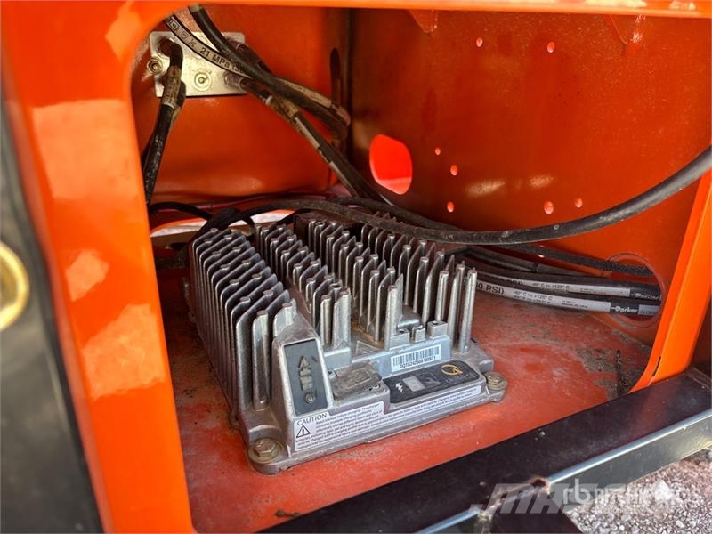 JLG ET500J Towable Lift 트레일러 탑재 고소작업대