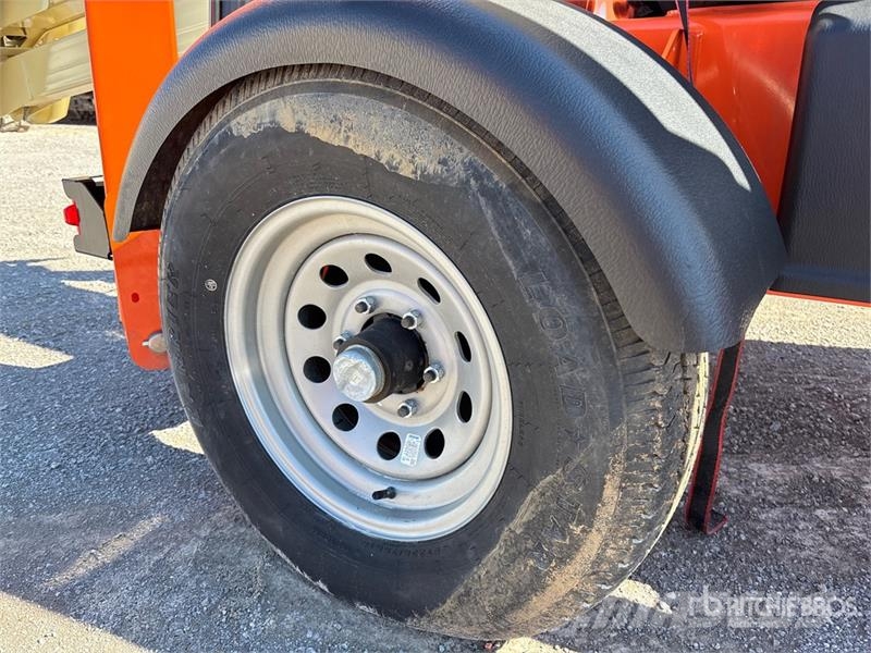 JLG ET500J Towable Lift 트레일러 탑재 고소작업대