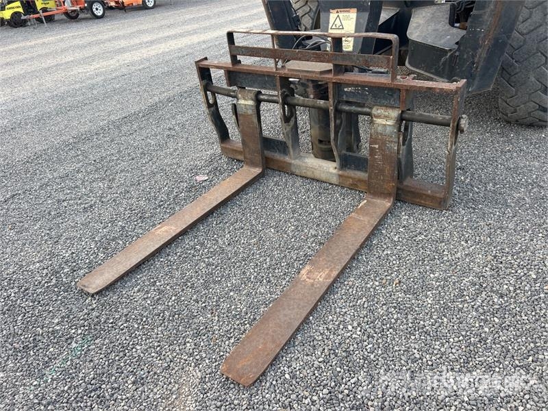 JLG G10-55A Teleskopski viličarji