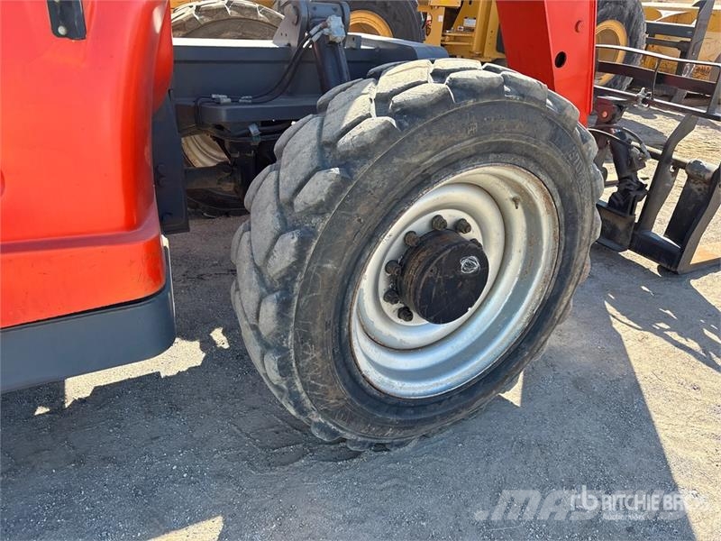 JLG G9-43A Teleskopiskie manipulatori