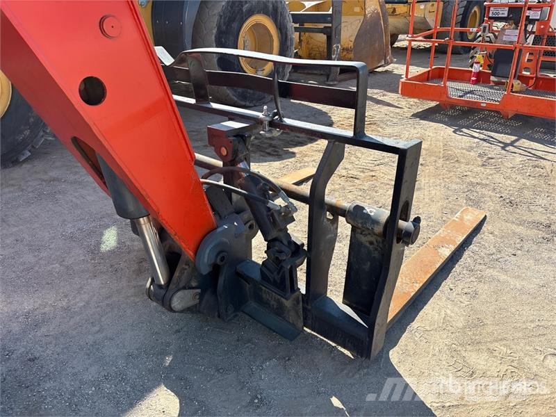 JLG G9-43A Teleskopiskie manipulatori