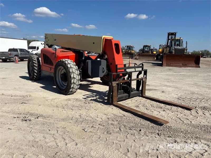 JLG G9-43A Teleskopiskie manipulatori