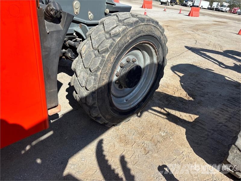 JLG G9-43A Teleskopiskie manipulatori