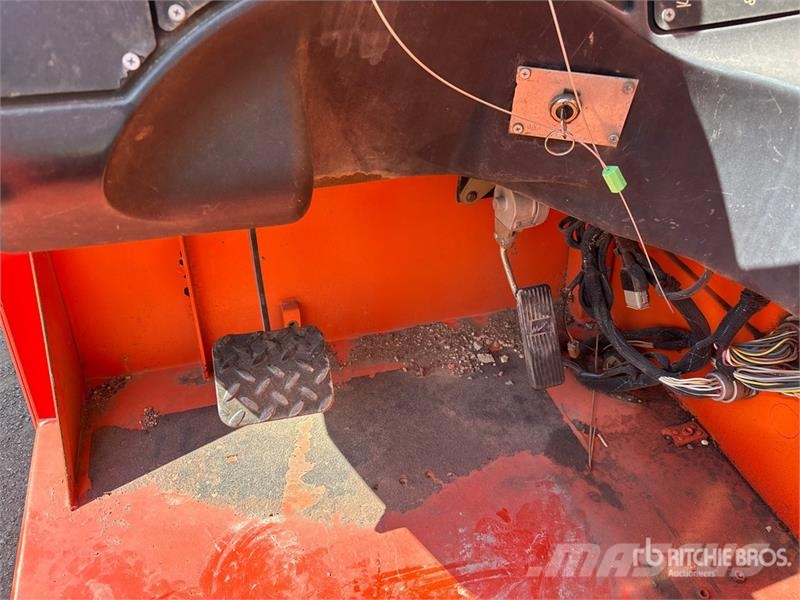 JLG G9-43A Teleskopiskie manipulatori