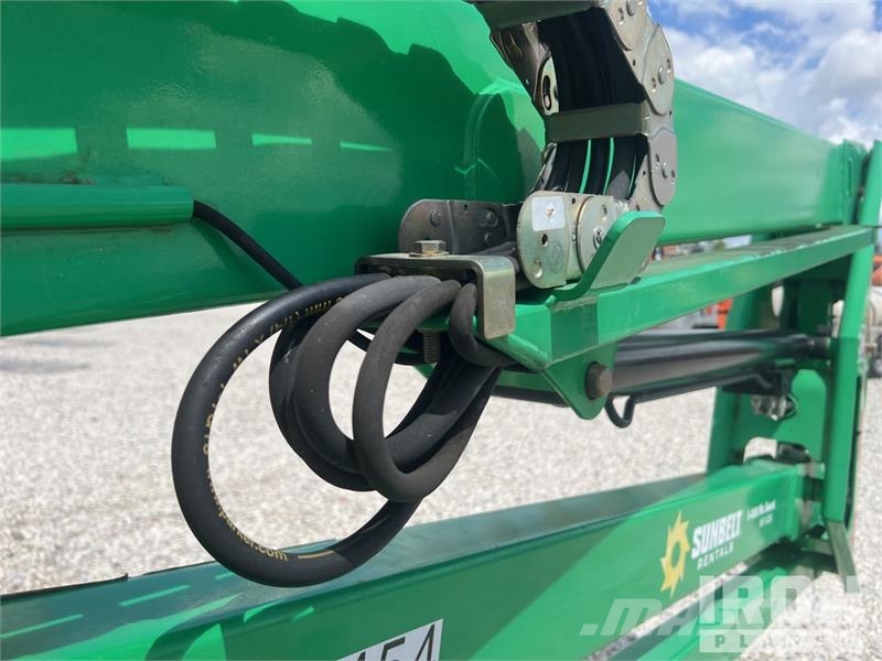JLG T-350 Towable Lift Trailer mounted platforms