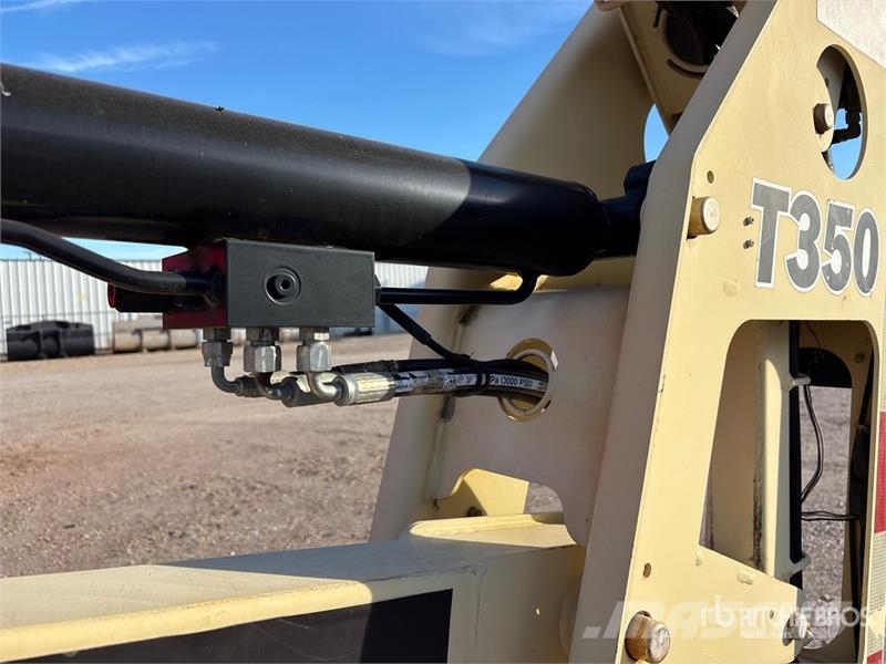 JLG T-350 Towable Lift (Inoperable) Plataformas aéreas montadas em reboque
