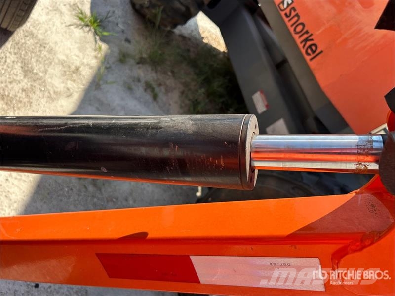 JLG T-350 Towable Lift Anhänger-Arbeitsbühnen