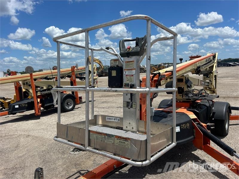JLG T-350 Towable Lift 트레일러 탑재 고소작업대