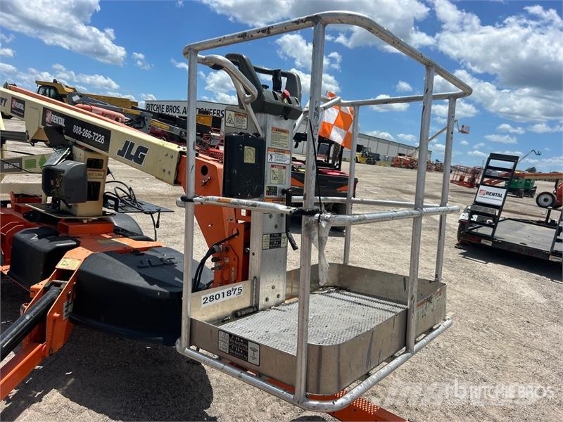JLG T-350 Towable Lift 트레일러 탑재 고소작업대