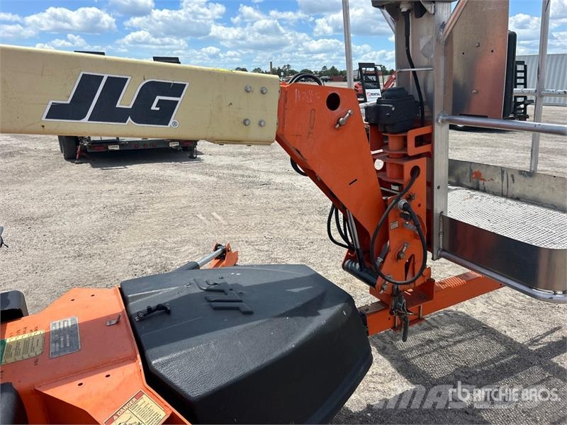 JLG T-350 Towable Lift 트레일러 탑재 고소작업대