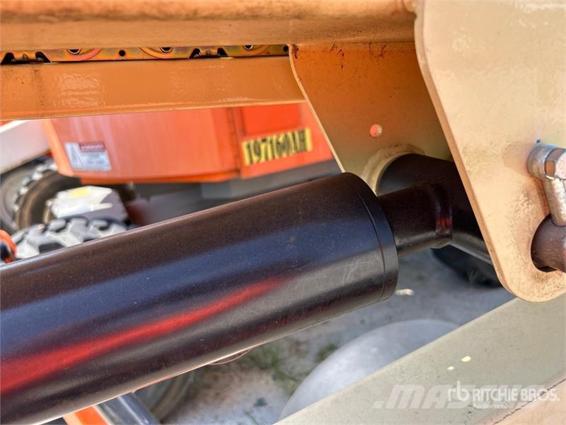 JLG T-350 Towable Lift Anhänger-Arbeitsbühnen